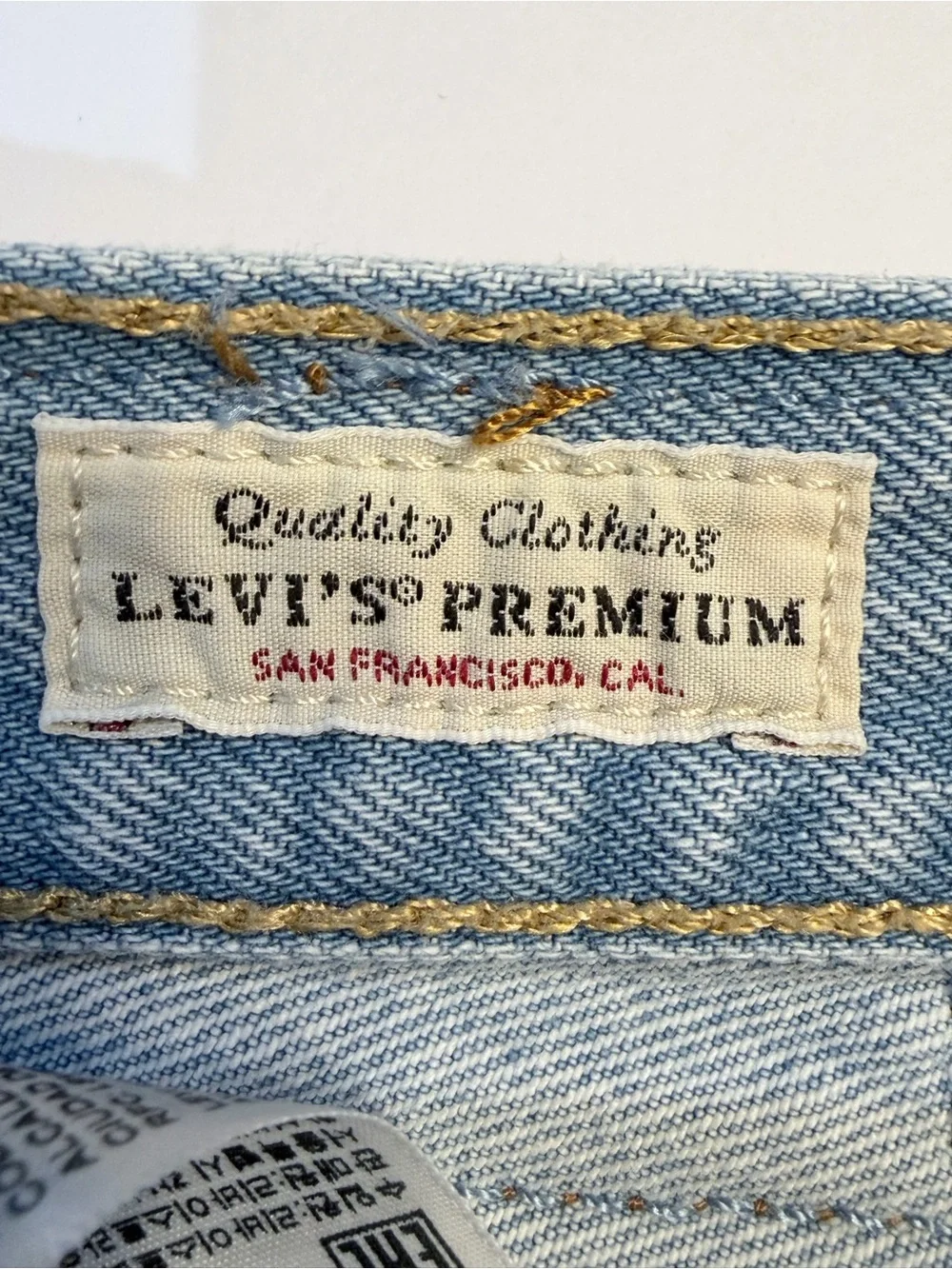 Levi's 501 Original Fit High Rise Women's Shorts